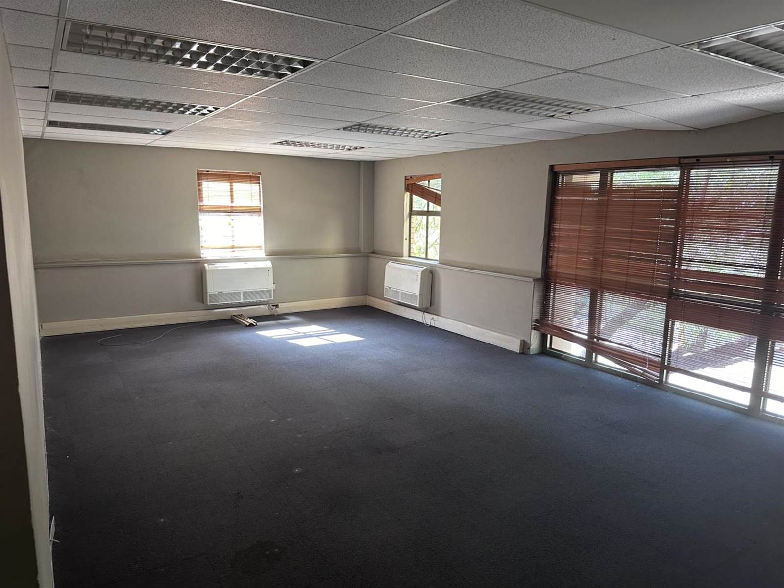 8000  m² Office Space in Faerie Glen photo number 16