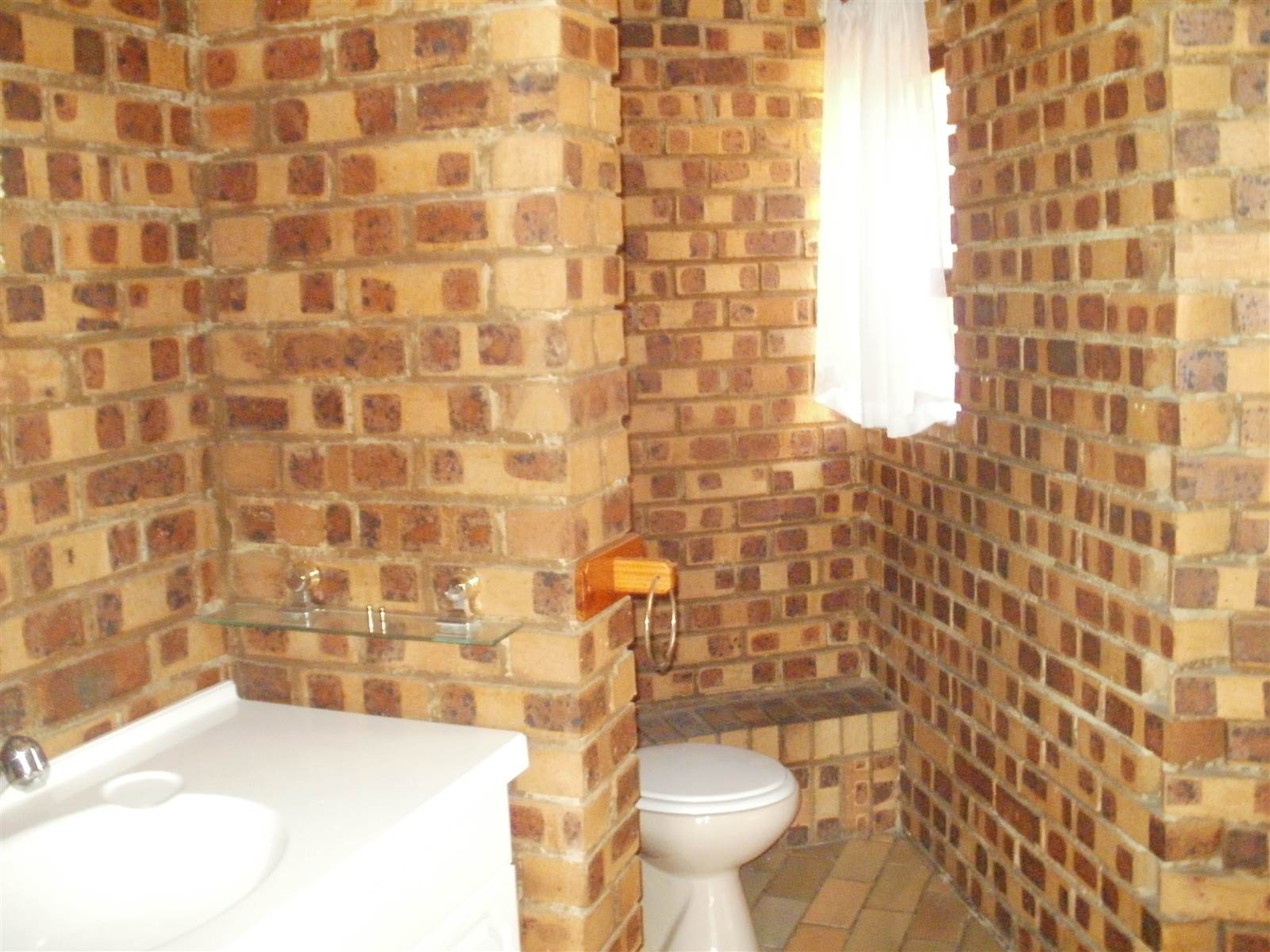 4 Bed House in Bronkhorstspruit photo number 28