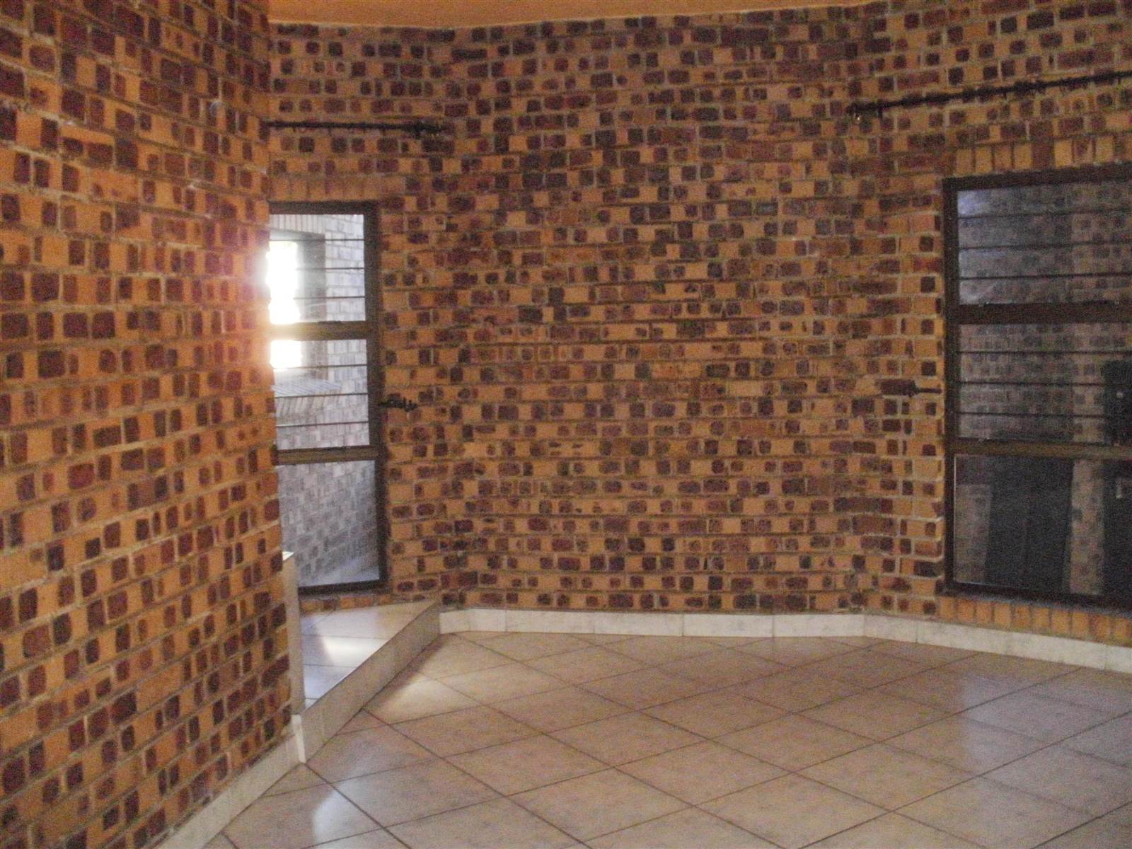 4 Bed House in Bronkhorstspruit photo number 24