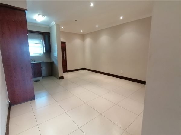 1 Bed Apartment in New Town Centre