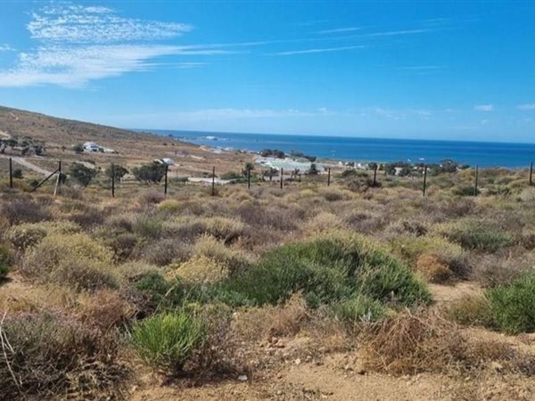 485 m² Land available in St Helena Views