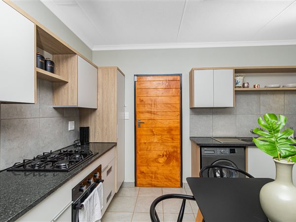 3 Bedroom House 3 Bedroom House