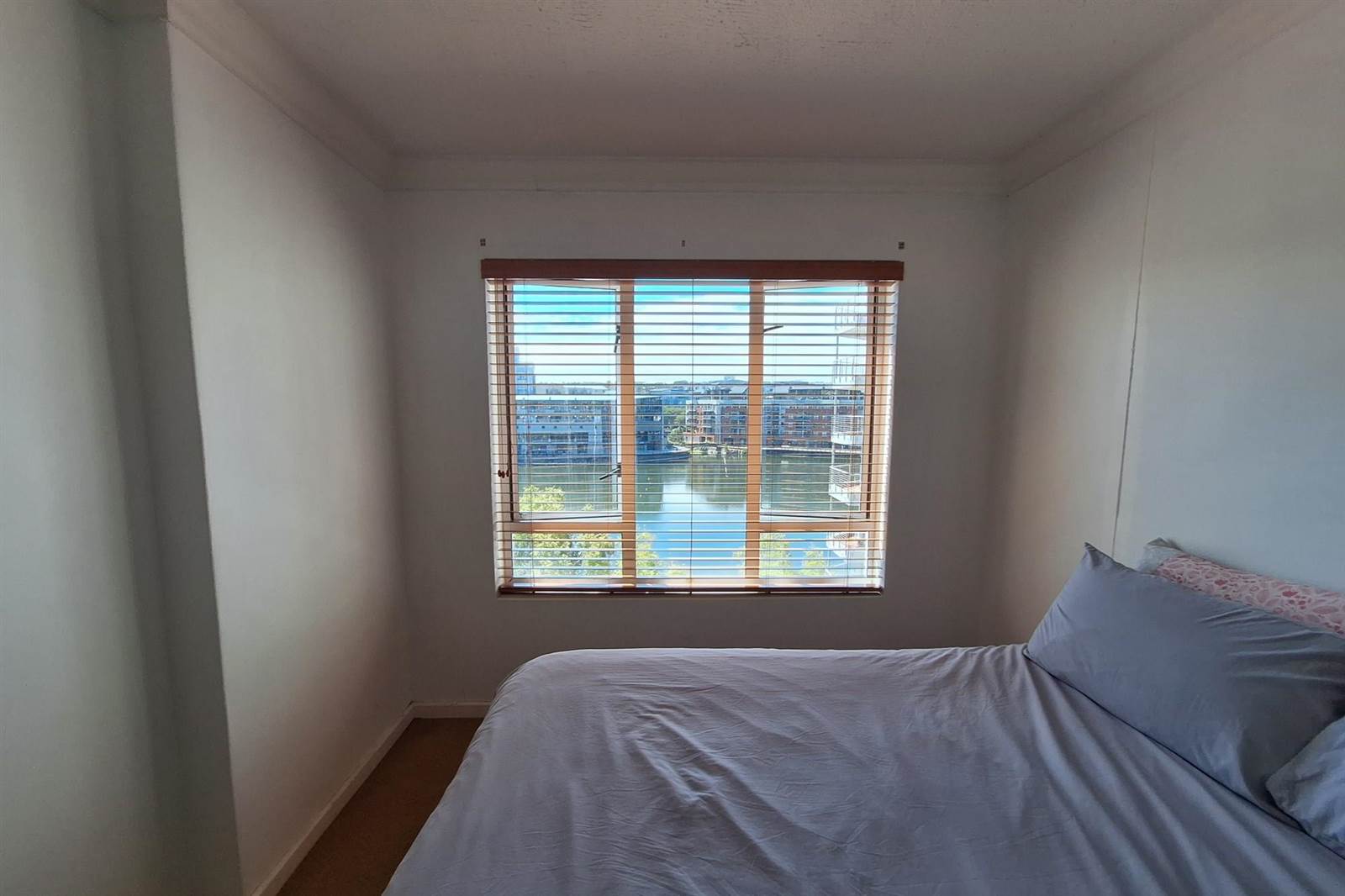 2 Bed Apartment in Tyger Waterfront photo number 4