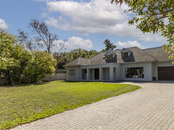 3 Bedroom House 3 Bedroom House