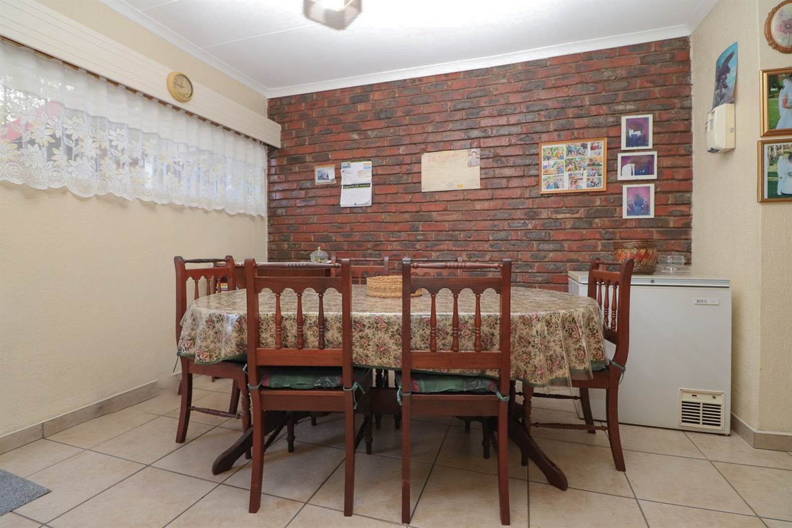 2 Bed Apartment in Oudorp photo number 12