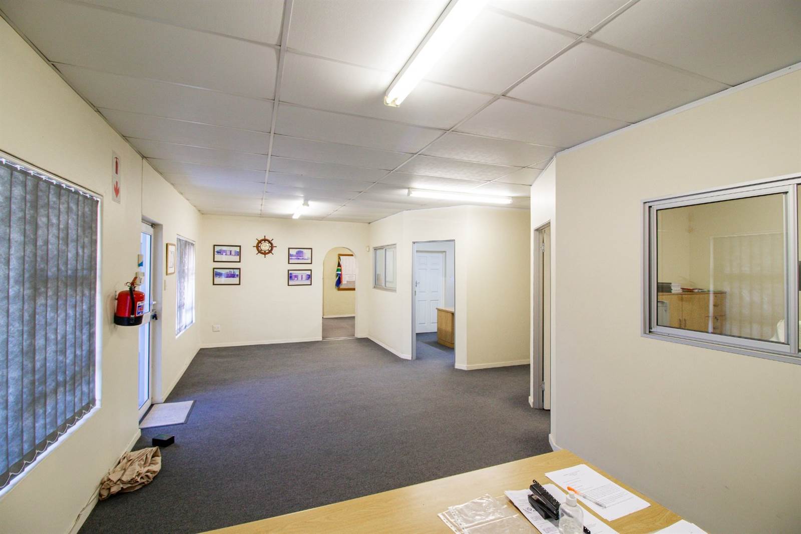 300  m² Commercial space in Southernwood photo number 22