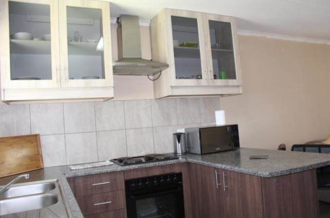 2 Bed Townhouse in Kempton Park Central photo number 24