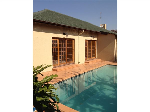 1 Bedroom Garden Cottage 1 Bedroom Garden Cottage