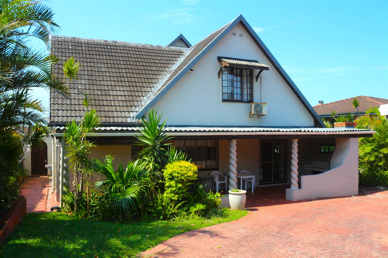 4 Bed House in Winklespruit photo number 2