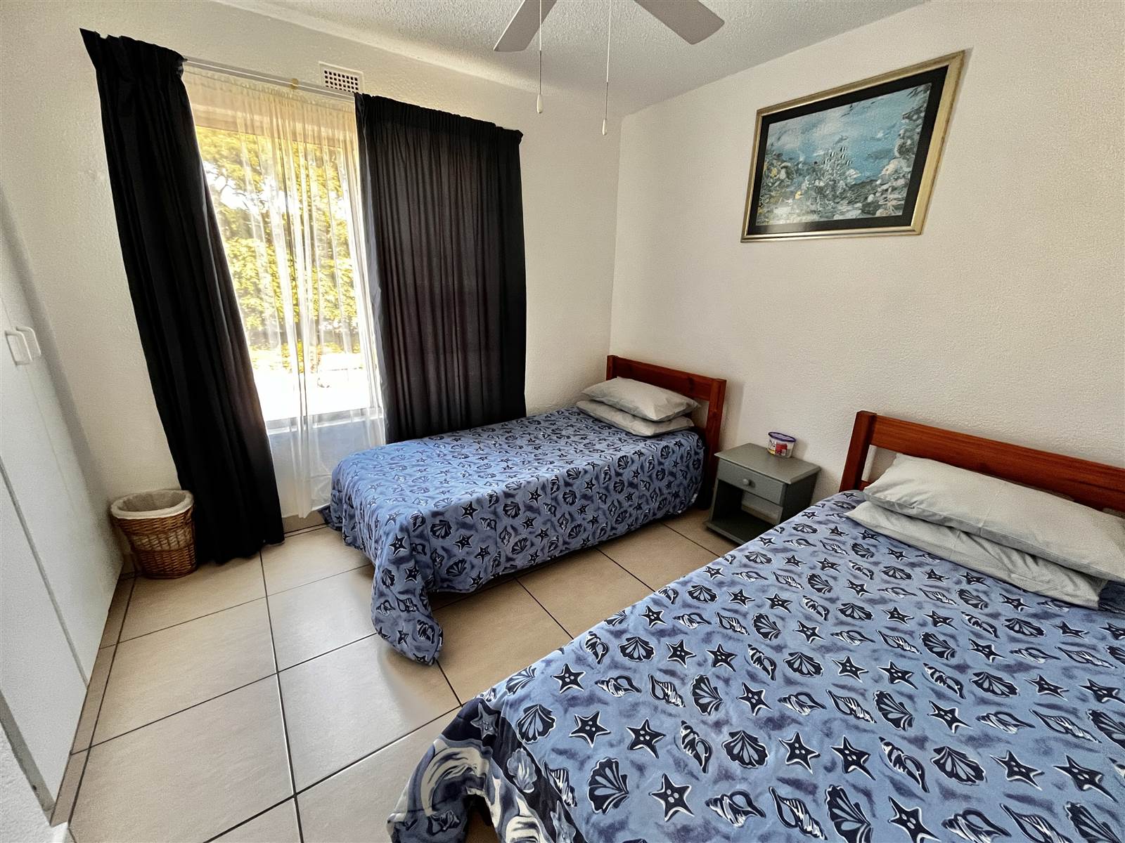 2 Bed Apartment in Uvongo photo number 14