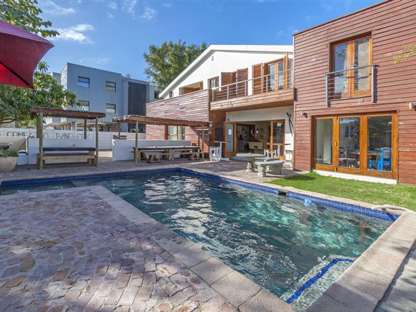 19 Bedroom House 19 Bedroom House