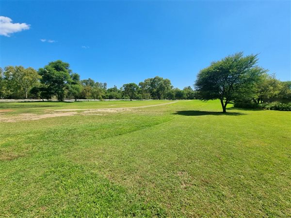 717 m² Land available in Parys Golf Estate