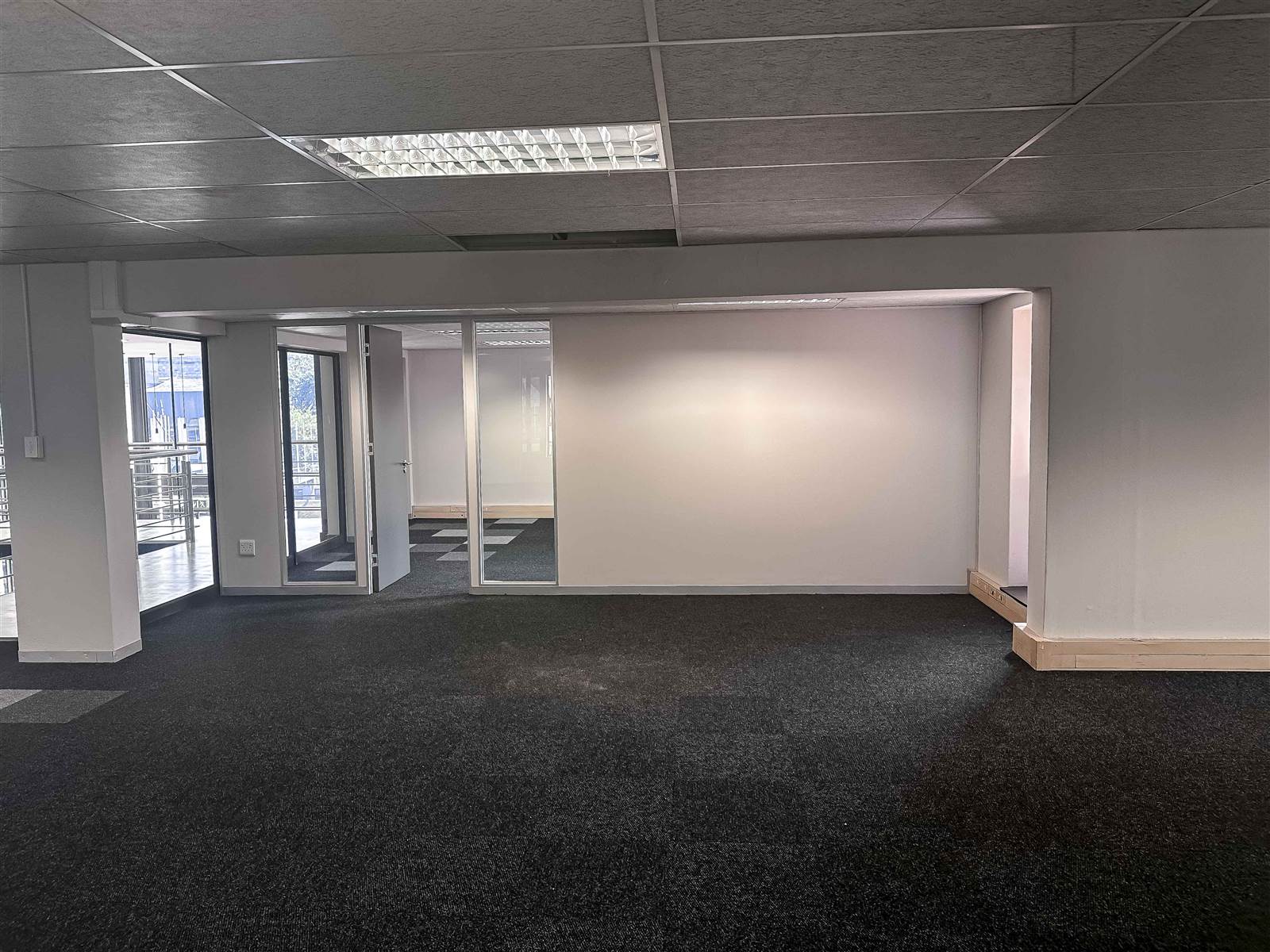 292  m² Commercial space in Hurlingham photo number 23