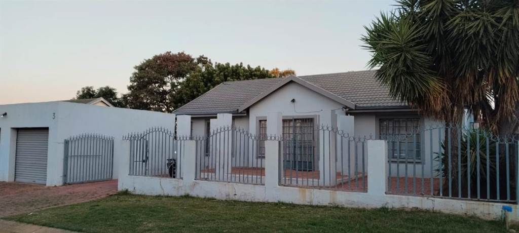 3 Bedroom House