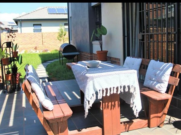 4 Bedroom Townhouse 4 Bedroom Townhouse