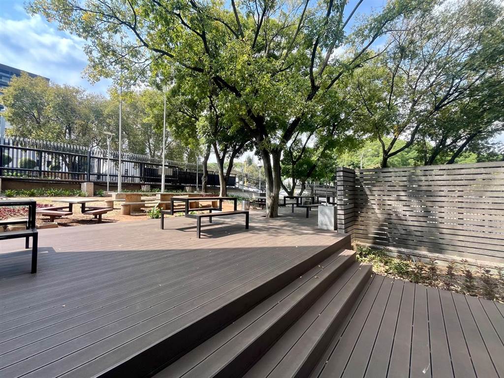 16083  m² Commercial space in Rosebank photo number 14