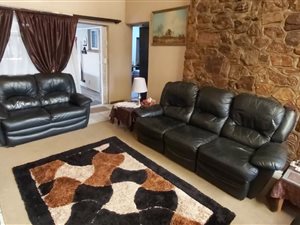 4 Bed House in Elspark