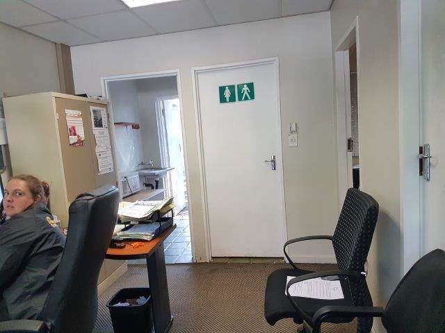322  m² Commercial space in Bloemfontein photo number 11