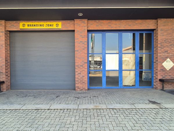 250 m² Industrial space 250 m² Industrial space