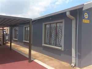 2 Bed House in Unitas Park