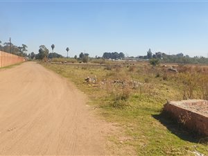 12.3 ha Land available in Putfontein