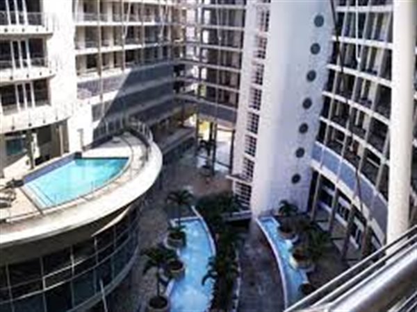 2 Bed Apartment in South Beach