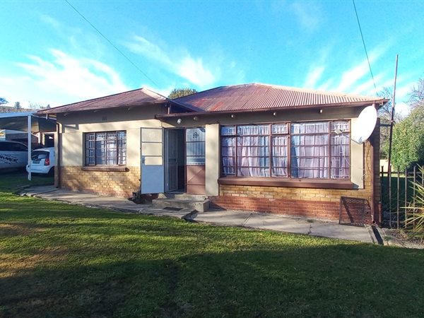 4 Bedroom House 4 Bedroom House