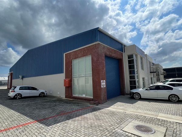 247  m² Industrial space