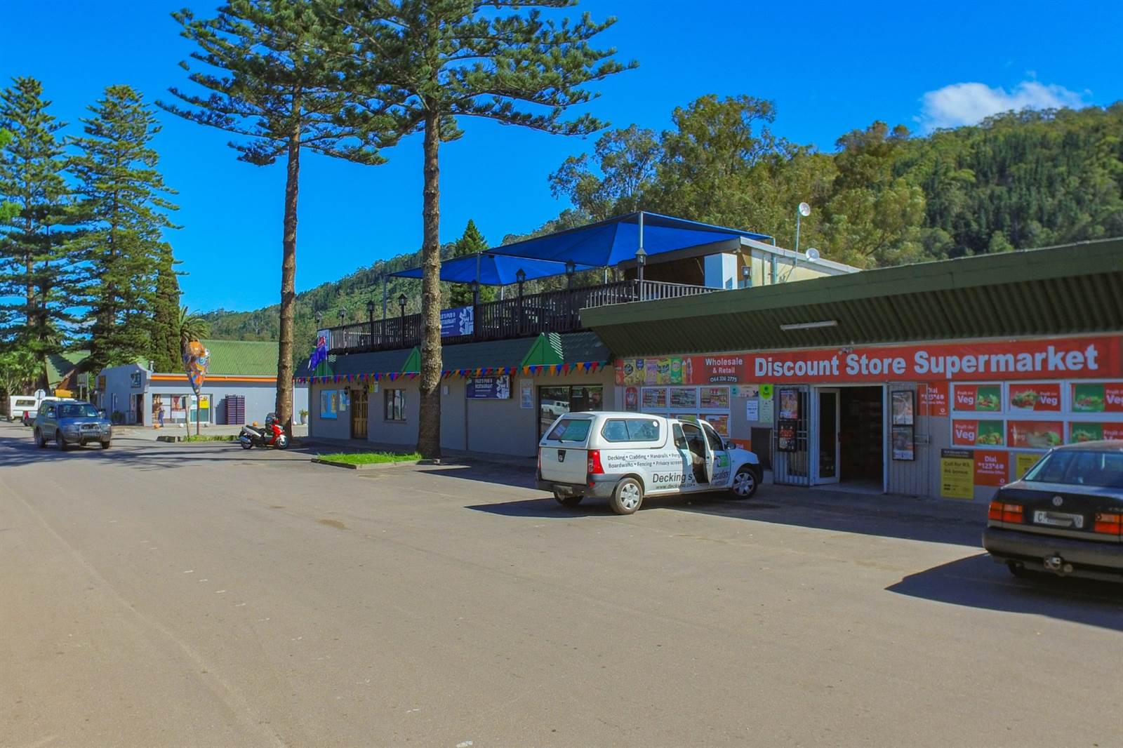1049  m² Commercial space in Sedgefield photo number 2
