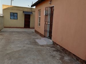 2 Bed House in Bram Fisherville