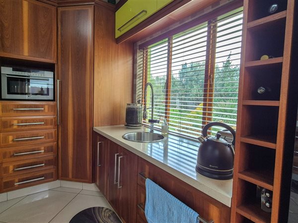 3 Bedroom House 3 Bedroom House