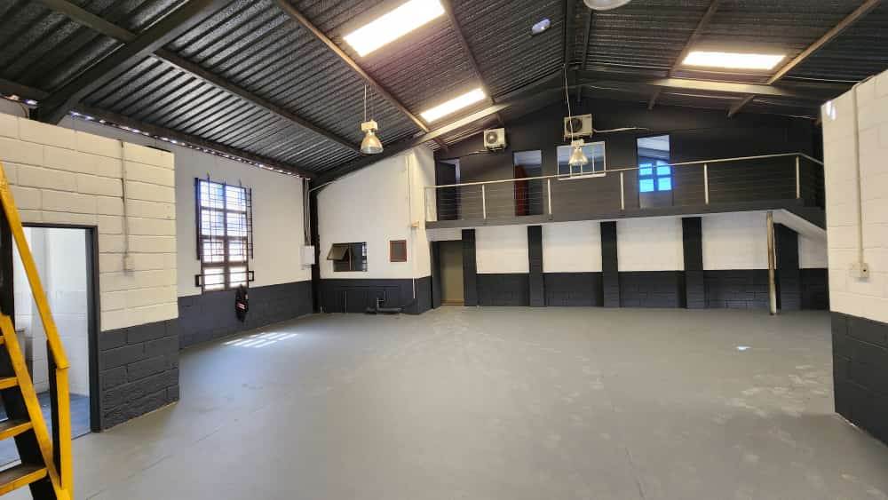 480  m² Industrial space in Walmer photo number 8