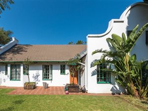 3 Bed Townhouse in Marais Steyn Park