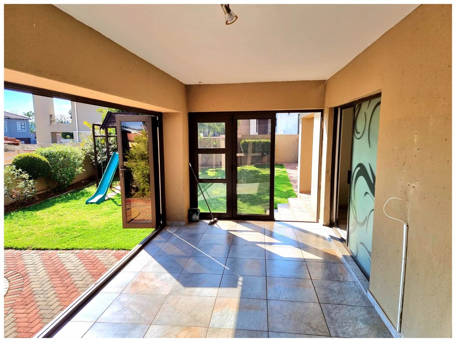 3.5 Bed House in Muldersdrift photo number 8