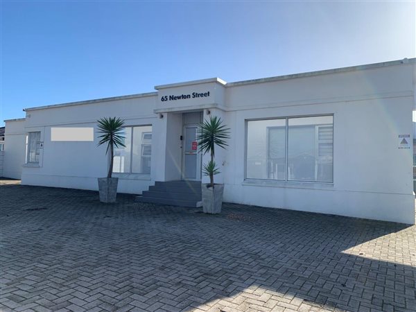 618  m² Commercial space in Newton Park