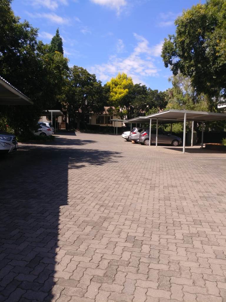 2 Bed Simplex in Lonehill photo number 22