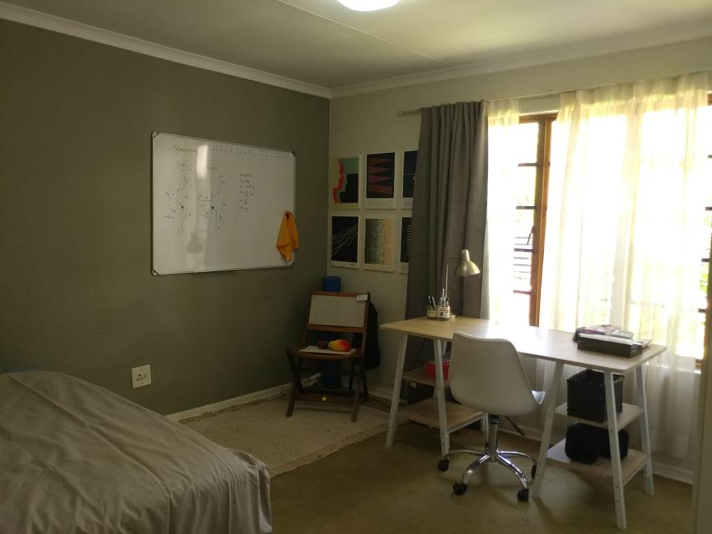 2 Bed Simplex in Lonehill photo number 11