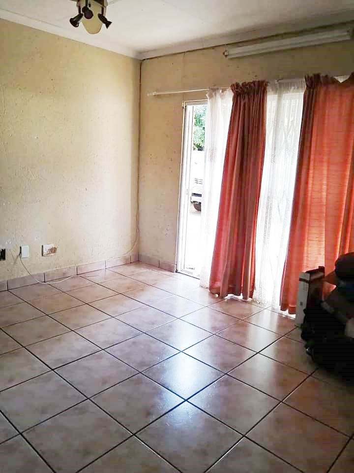 3 Bed Townhouse in Ermelo photo number 16