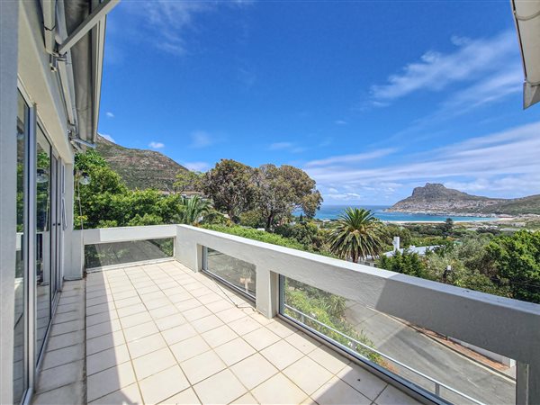 4 Bed House in Hout Bay Harbour