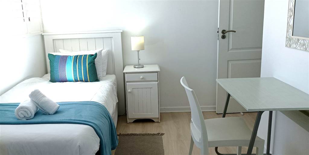 3 Bed Apartment in Bloubergstrand photo number 22