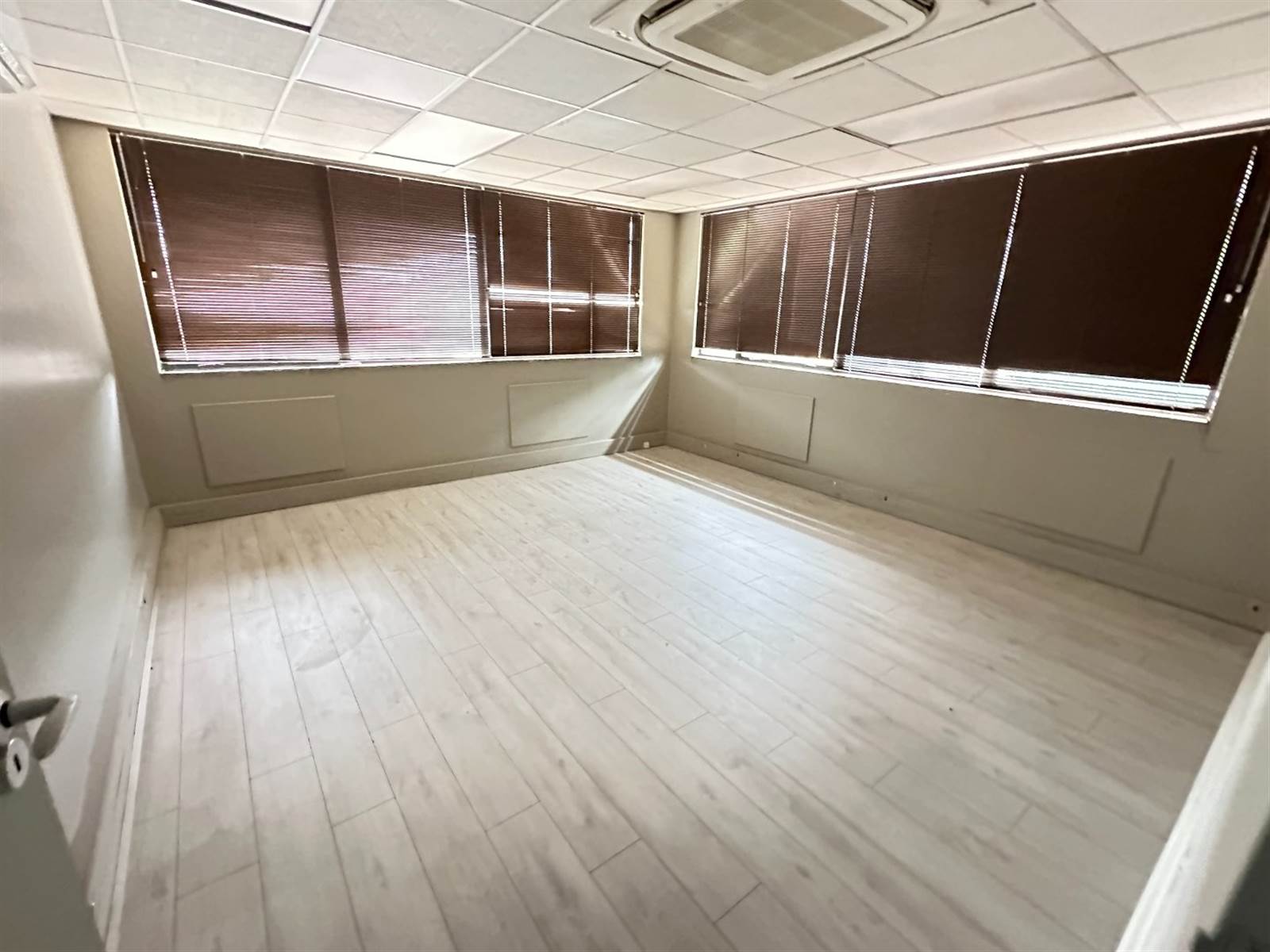 826  m² Office Space in Brooklyn photo number 14