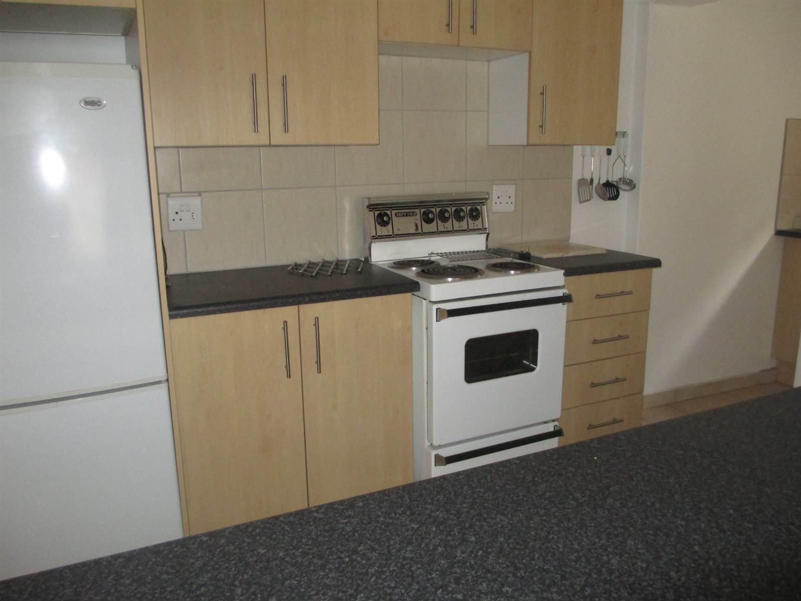 2 Bed Flat in Lynnwood photo number 13
