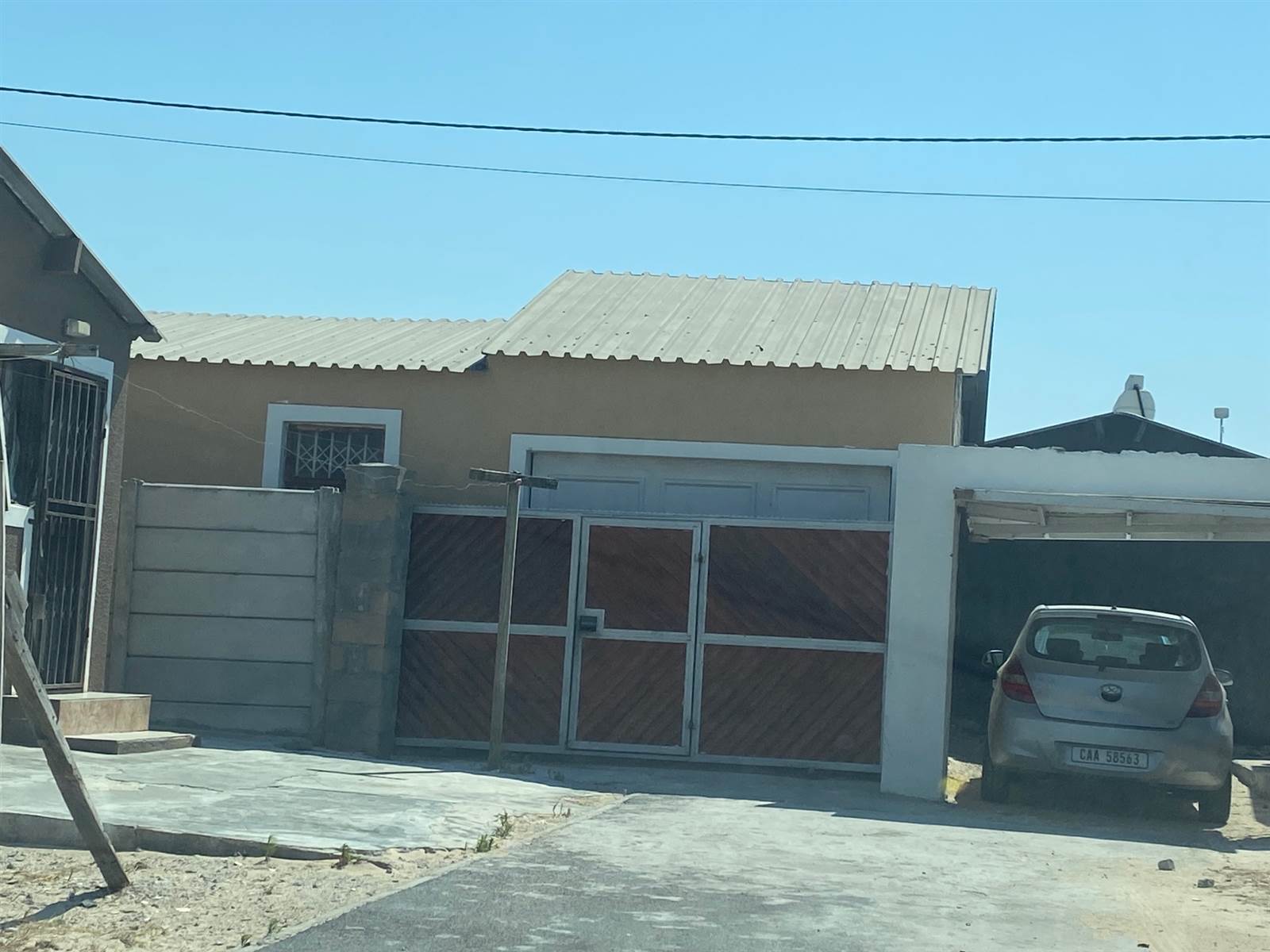 4 Bed House in Khayelitsha photo number 2