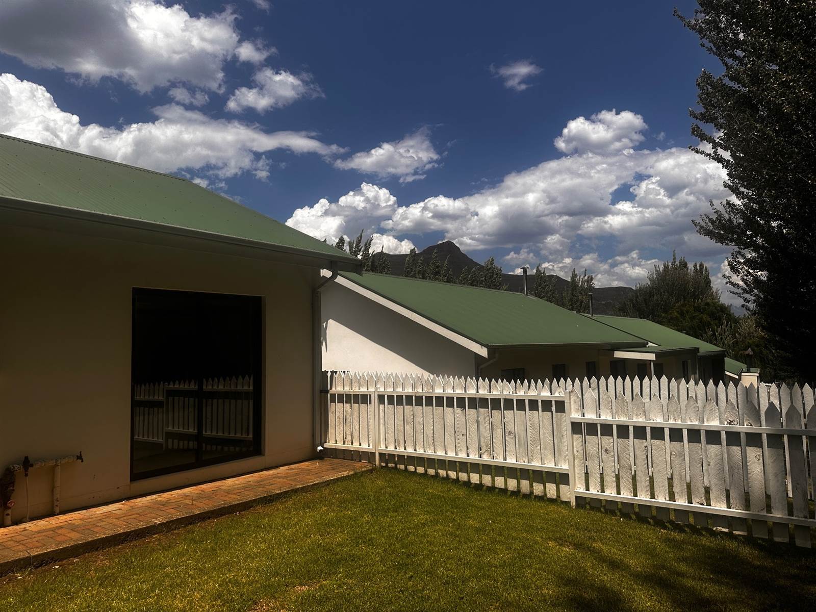 3 Bed Townhouse in Clarens photo number 18