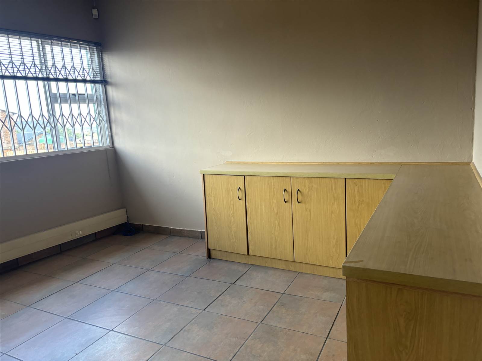 1088  m² Commercial space in Witbank Central photo number 10