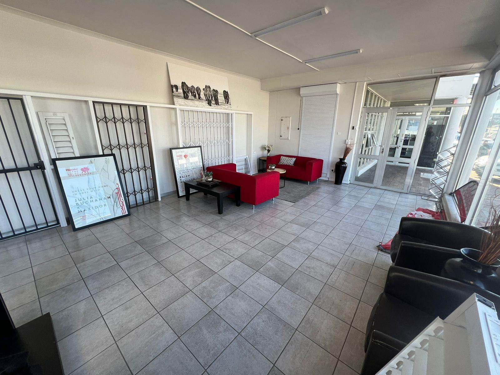 215  m² Retail Space in Bellville Central photo number 17