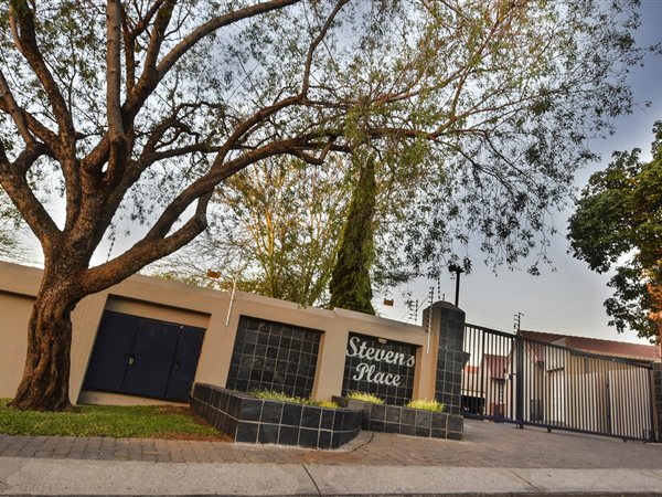 3 Bedroom Simplex 3 Bedroom Simplex