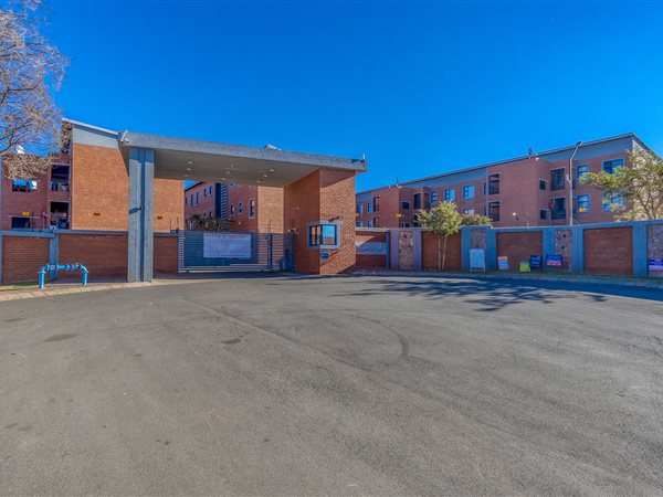 2 Bedroom Apartment