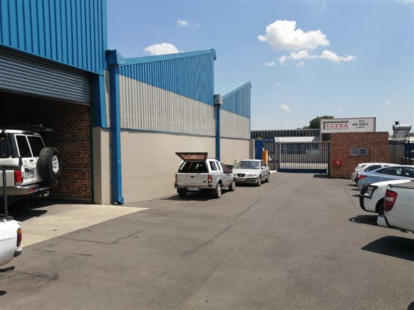 270  m² Commercial space