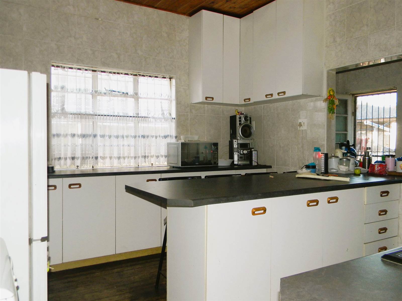 4 Bed House in Vasco Estate photo number 6